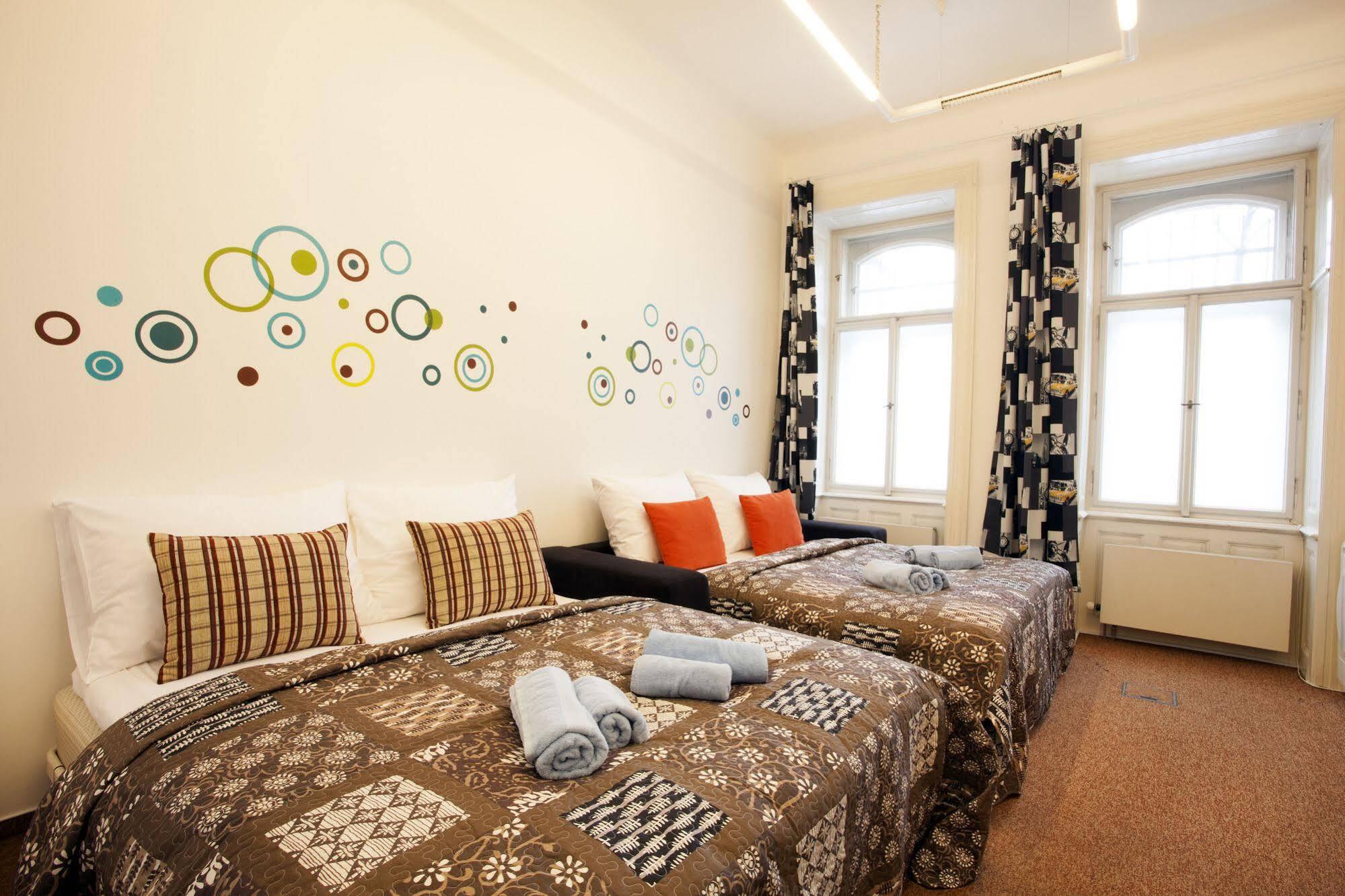 Vltava Apartments Prag Exteriör bild
